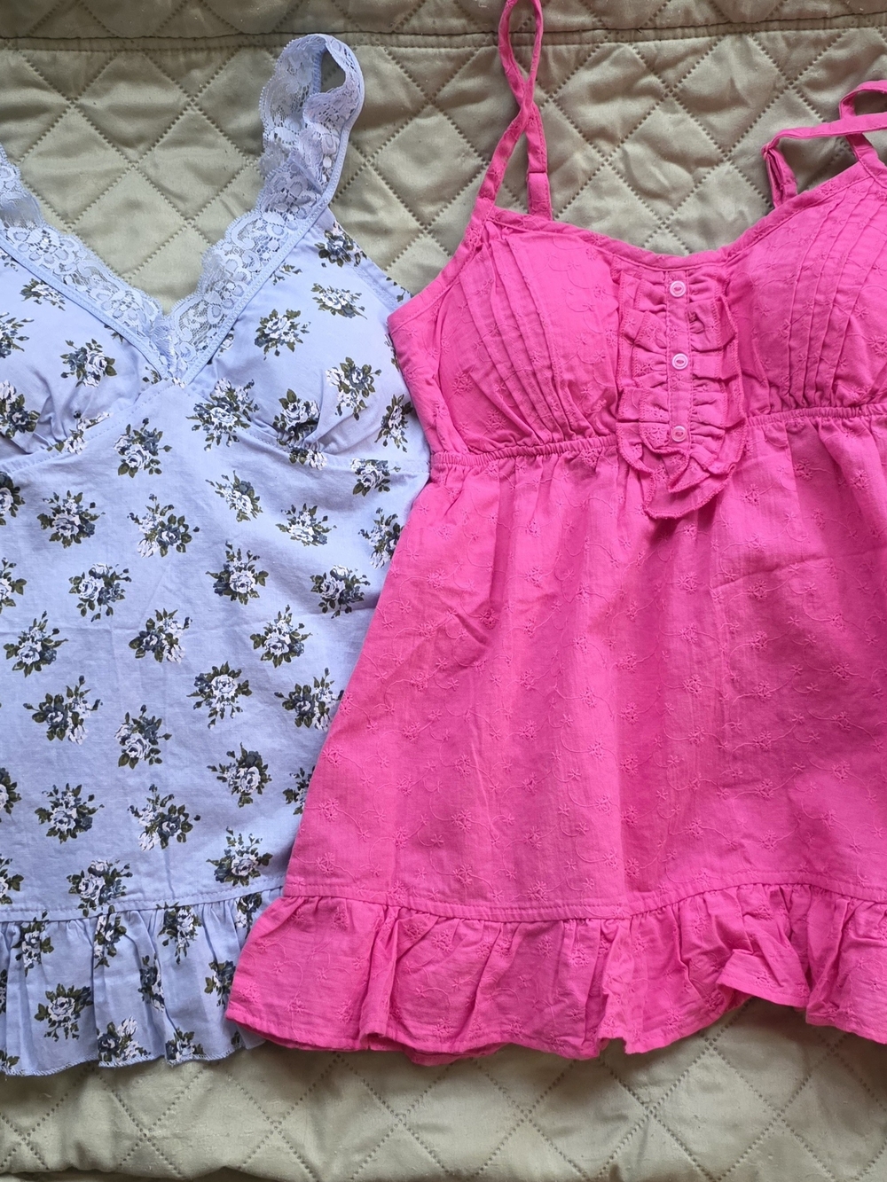 NEW- LeI 2 Small Womens Top-1 Pink & 1 Blue Eyelet Ruffle Cami Top